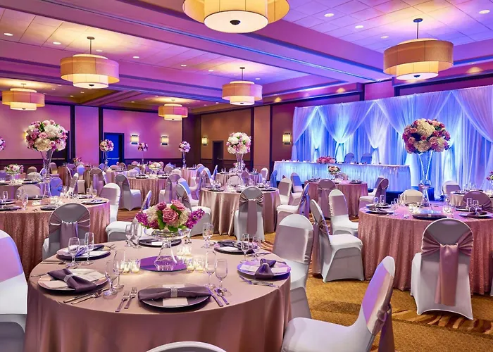 Four Points By Sheraton Milwaukee North Shore