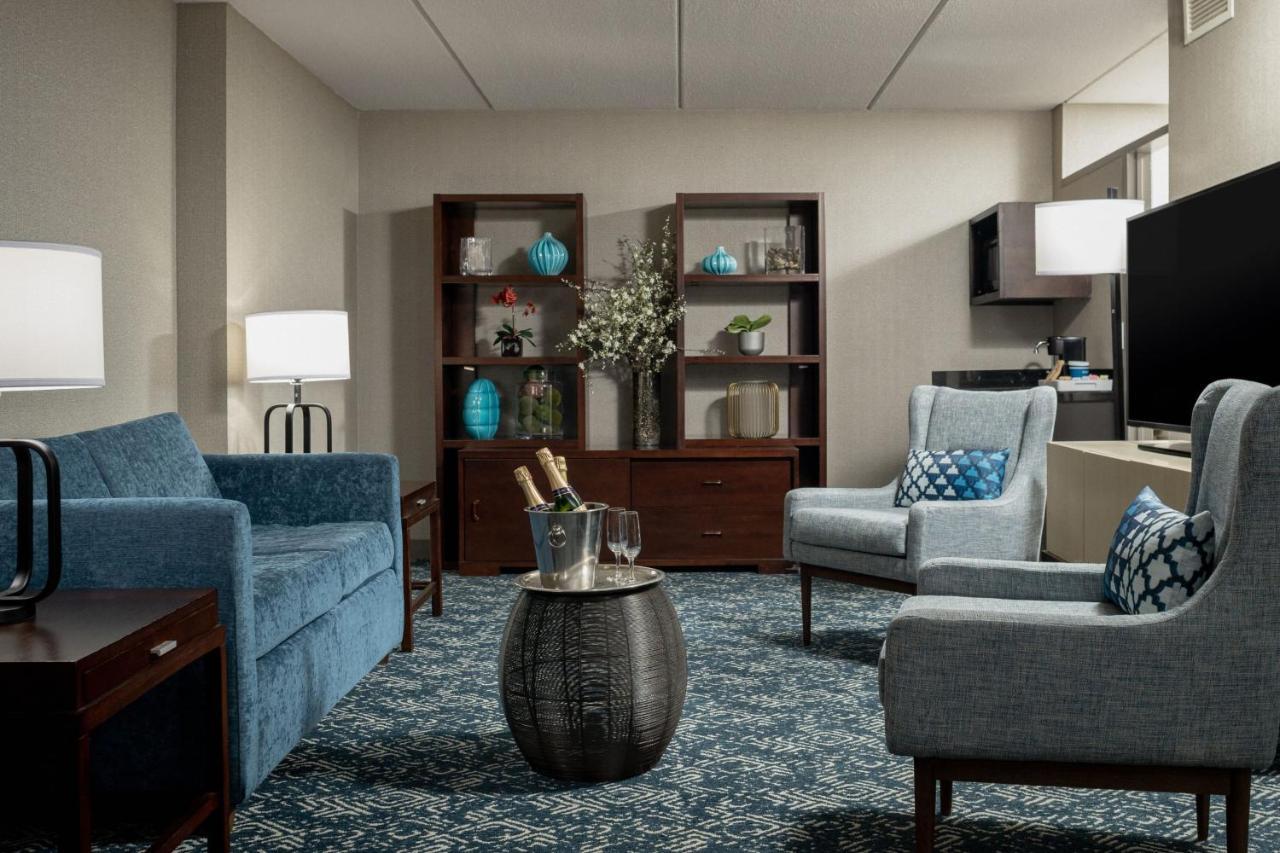 Four Points By Sheraton Milwaukee North Shore Brown Deer
