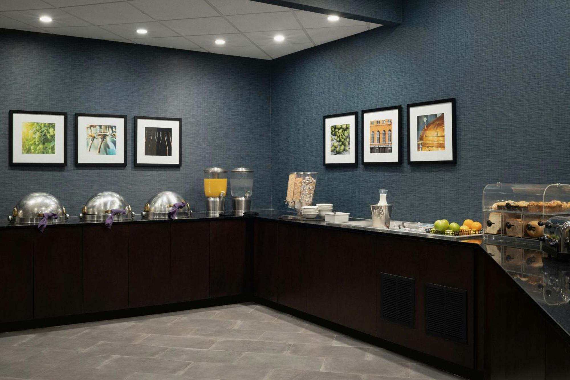 Hotel Four Points By Sheraton Milwaukee North Shore Brown Deer